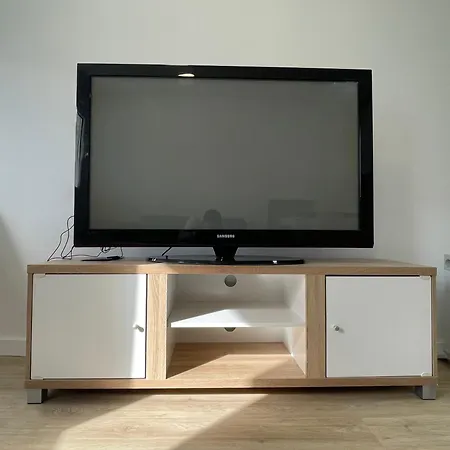 Céntrico Muralla 1 *