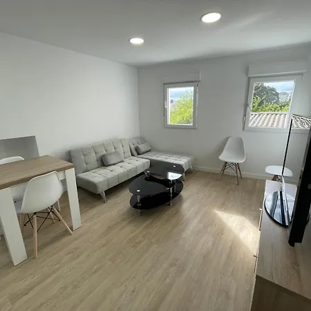 Centrico Muralla 1 * Lugo